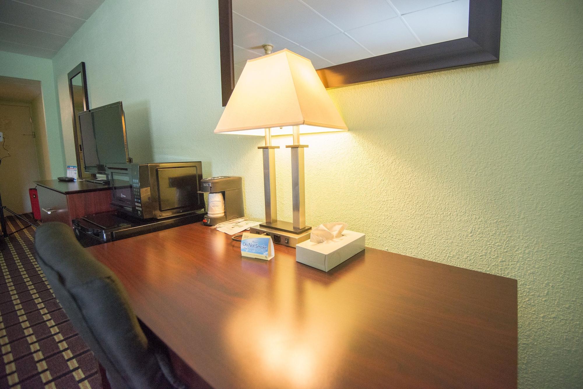 Days Inn By Wyndham Fort Wright Cincinnati Area Eksteriør bilde