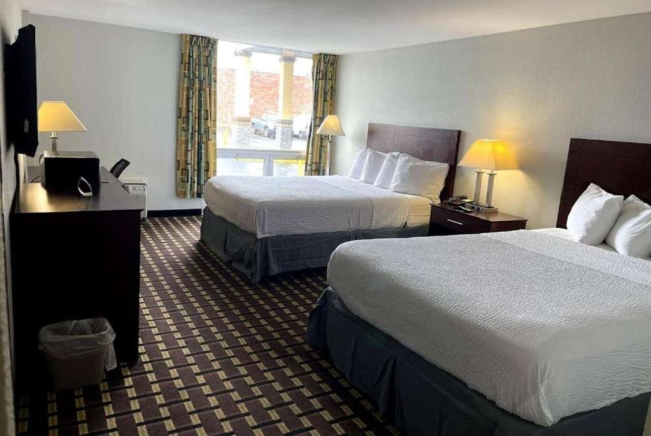 Days Inn By Wyndham Fort Wright Cincinnati Area Eksteriør bilde